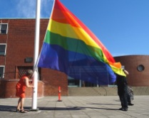 Borgmesteren hejser prideflag, Gladsaxe 2020